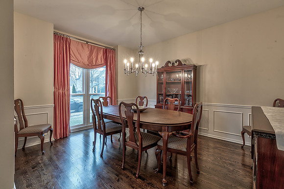 13115LarsenSt-19