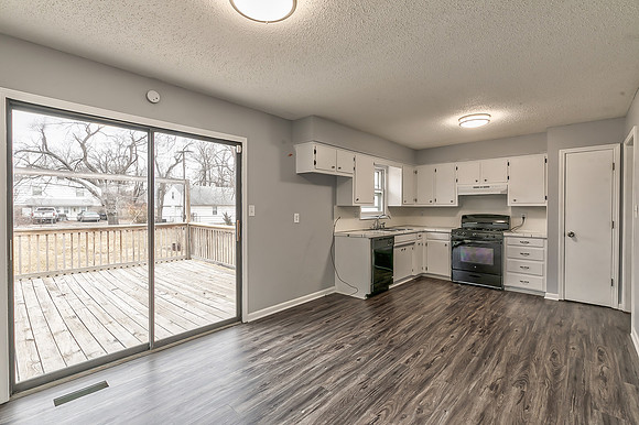 7400E133ST-10