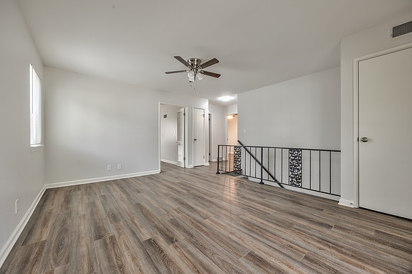 9337BallentineST-5