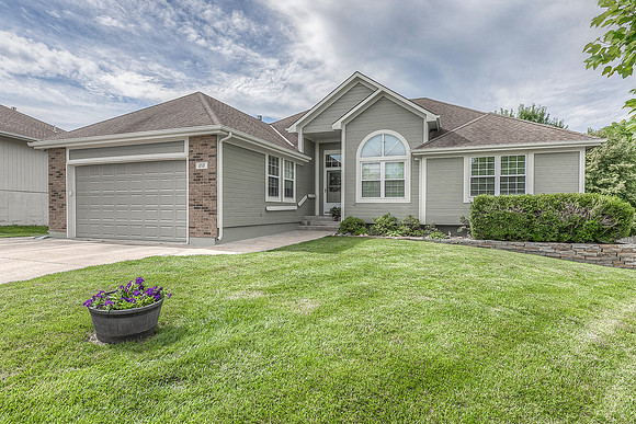 1717OverbrookLn-3