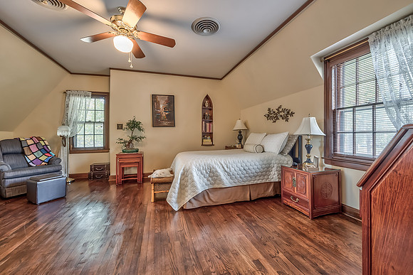 321WThirdSt-47