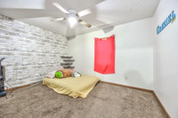 24853Linwood-9