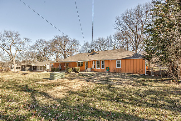 7923Dearborn-45