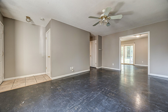 Reshoot 12010Belmont-6