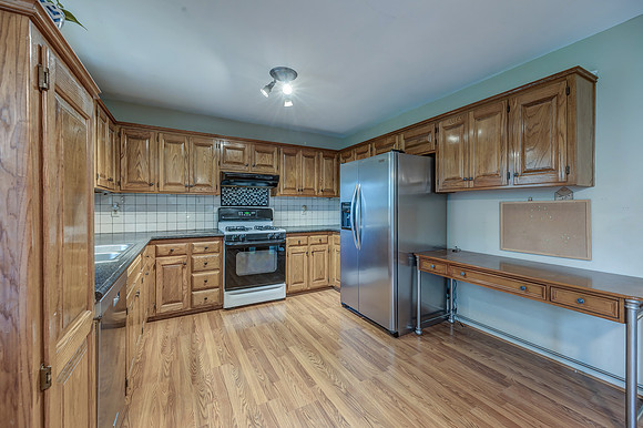 10734RolandCT-12