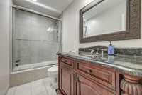 1300NLeeviewDR-12