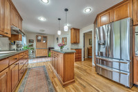 6816W98th-9