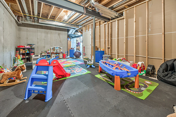 4812SWFourthST-34