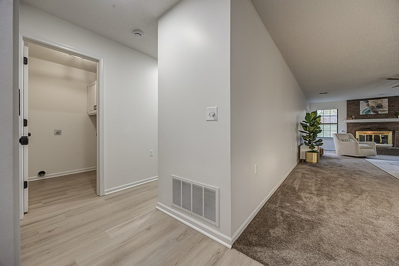 12105W121ST-18