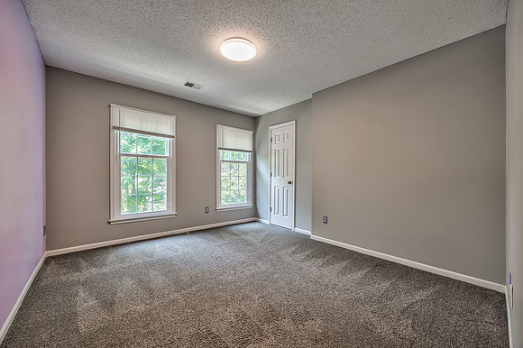 12825GarnettSt-28