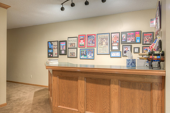 5916AlbervanSt-16