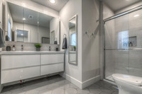 102E81ST-18