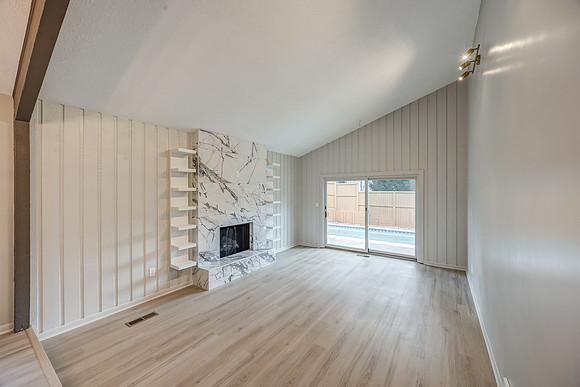 7957ColonyLn-6