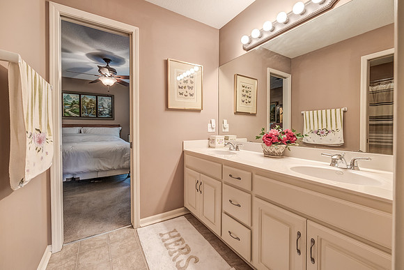 2118RidgeviewDR-39