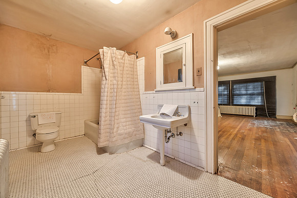 6117MorningsideDr-24