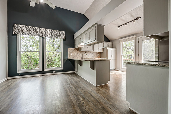 1421NEGrandAve-10