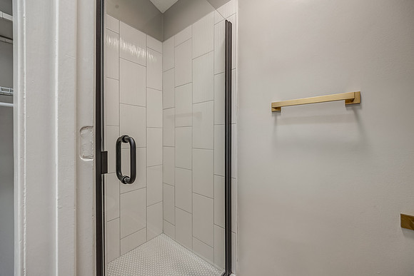 7957ColonyLn-15