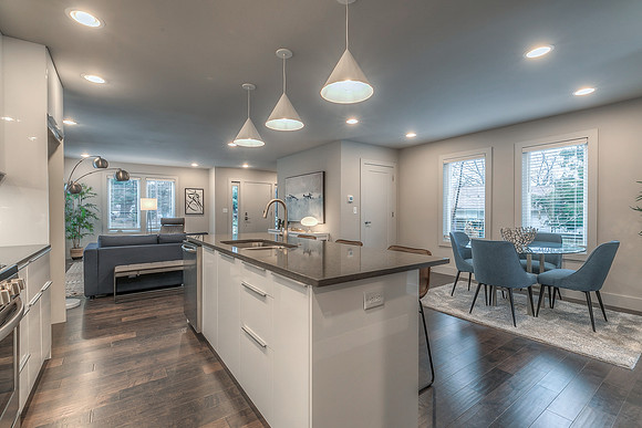 102E81ST-8