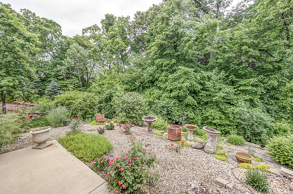 2118RidgeviewDR-17