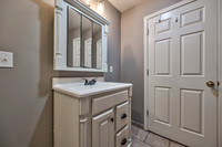 5242HortonSt-17