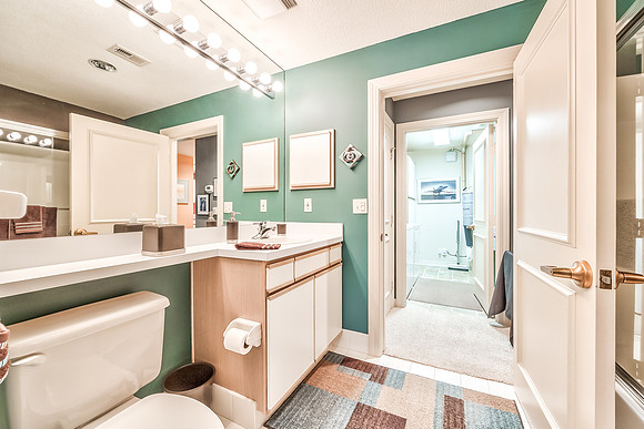 4949Wornall203-25