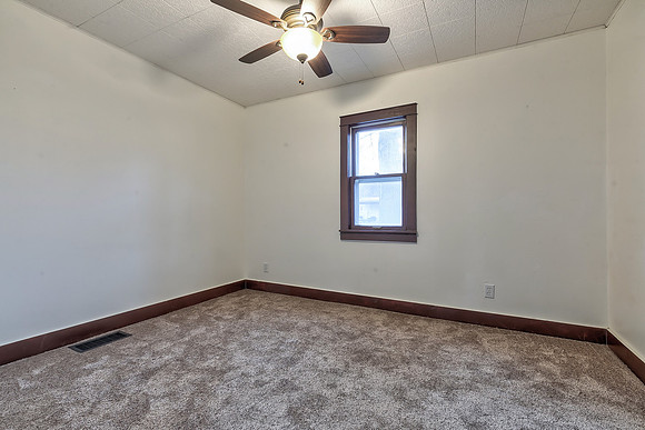 1007GrandAve-12