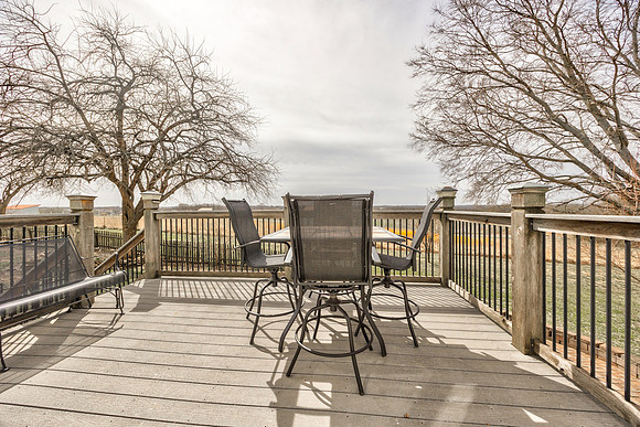 9295OakcrestDr-13