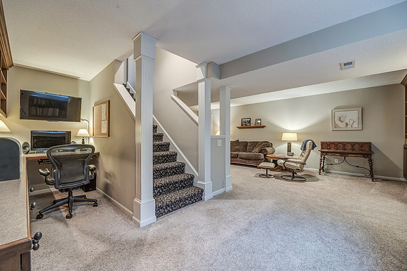 5645Lakecrest-26