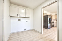 12000W121ST-17