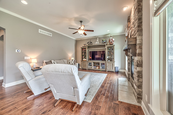 7619GreenST-3