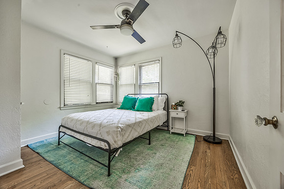 6913DearbornST-11