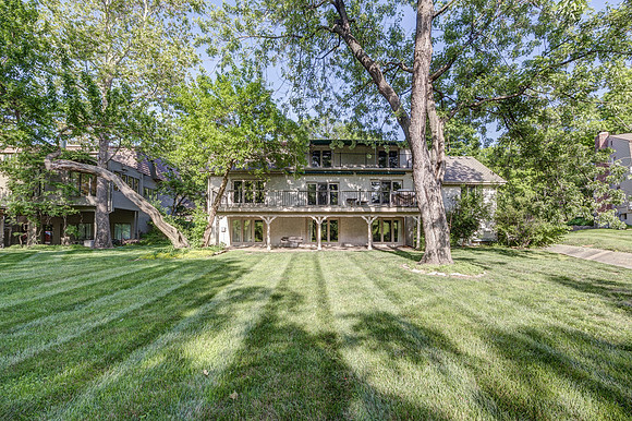 12600OverbrookRD-49