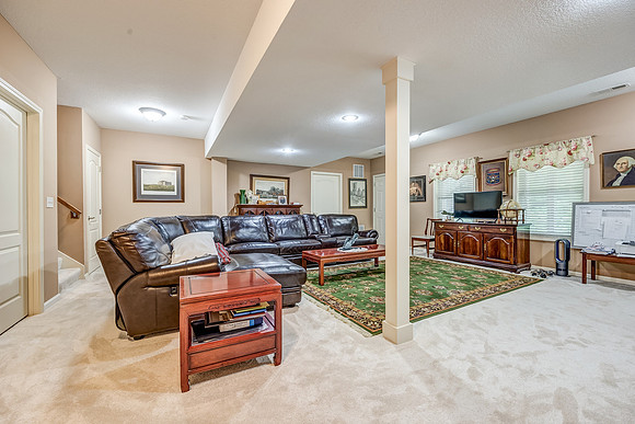 2118RidgeviewDR-31