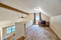 4022OverlandDr-10