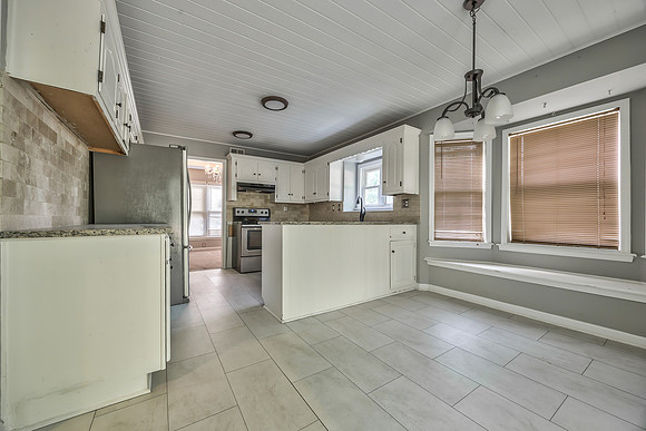 529SWWindmillLn-10