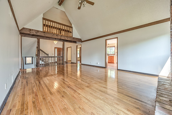 13300W105ST-9