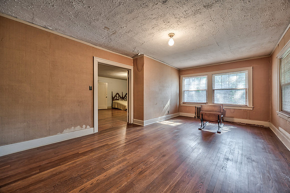 6117MorningsideDr-27