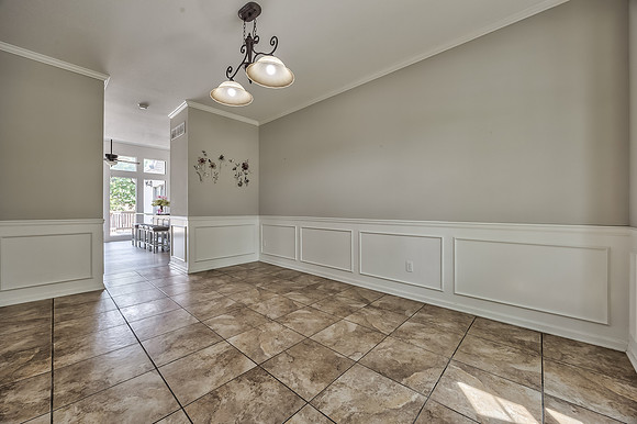 13745SBlackfootDr-14