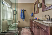 6816W98th-17
