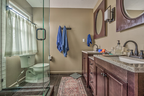 6816W98th-17