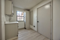 12000W121ST-16