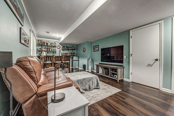 7135NChurchST-21
