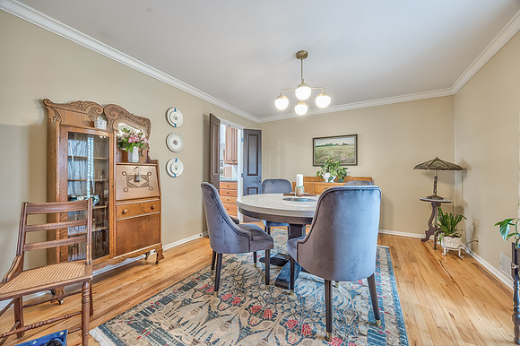 6816W98th-4