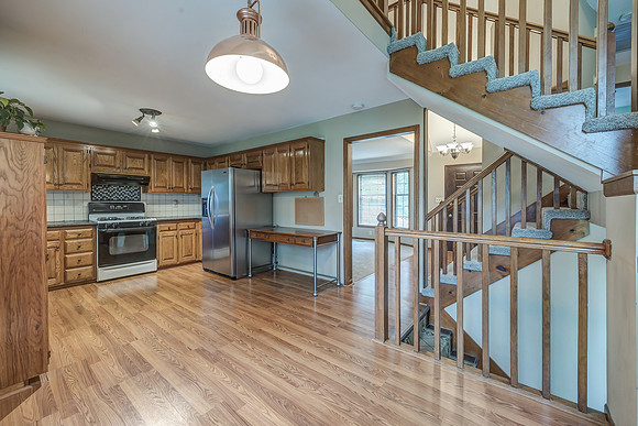 10734RolandCT-18