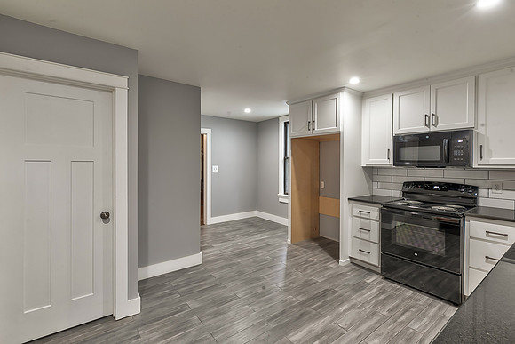1007GrandAve-15
