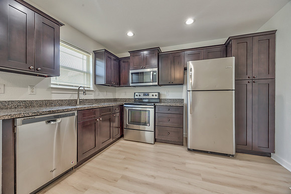 10532ClubhouseDR-12
