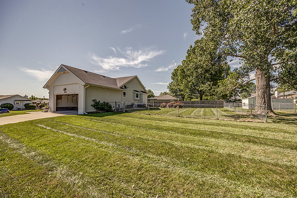 803SWRockhillDr-36