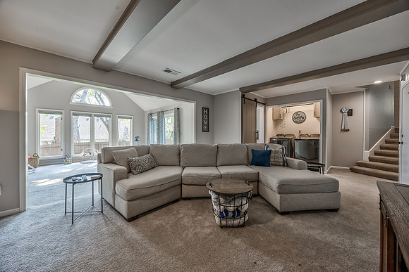 10421HauserDr-15