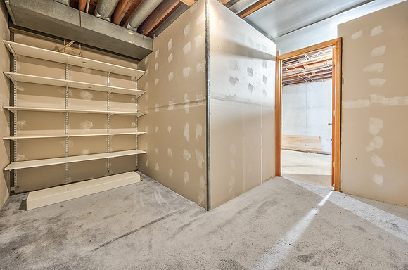 13300W105ST-31