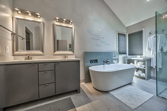 12825GarnettSt-33